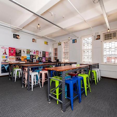 The Old Swan Barracks Hostel Perth Buitenkant foto