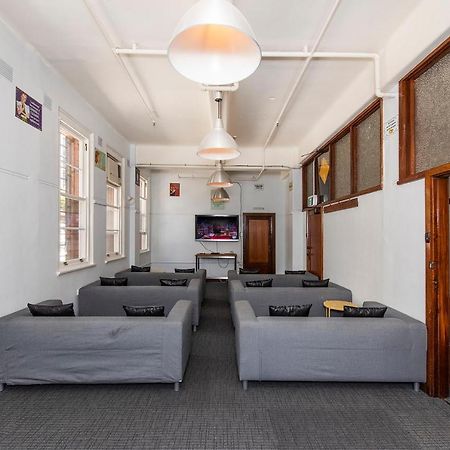 The Old Swan Barracks Hostel Perth Buitenkant foto