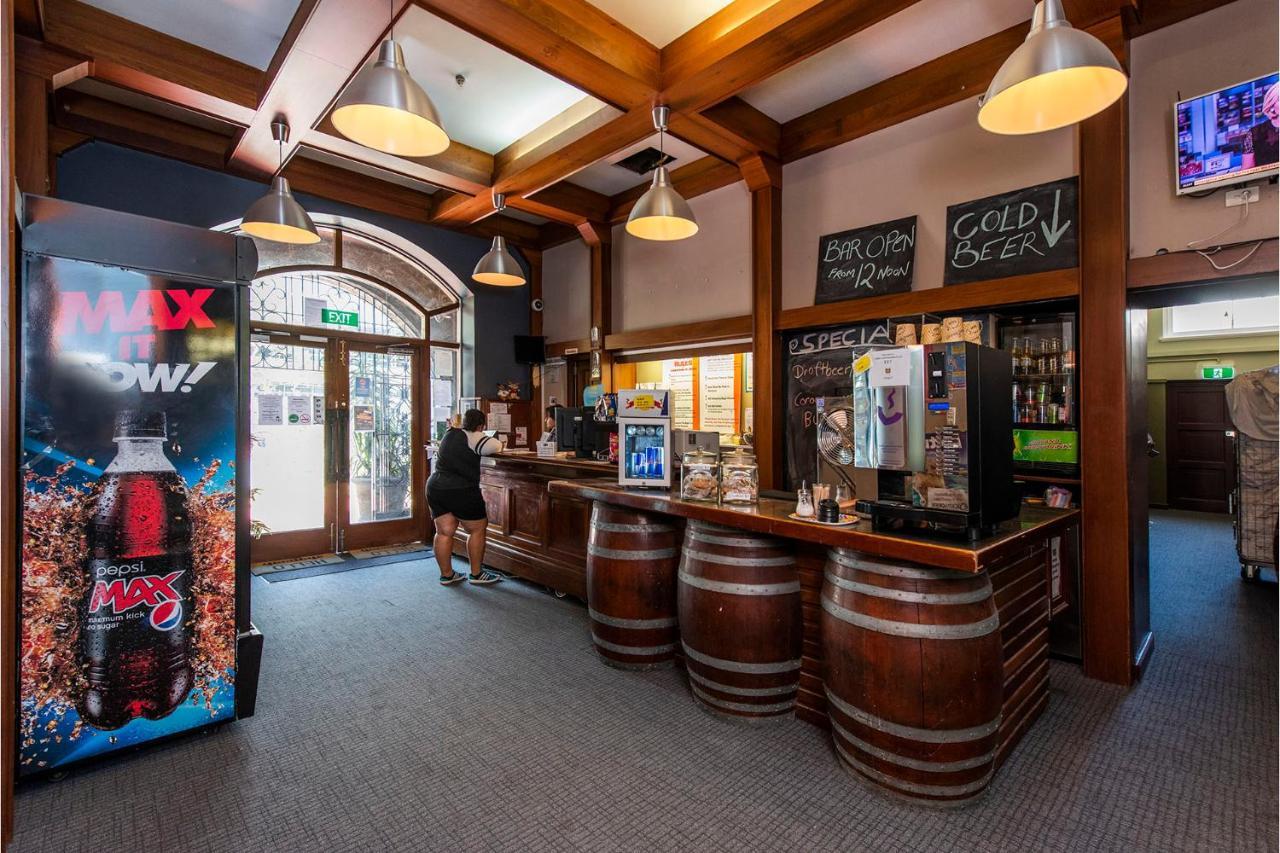 The Old Swan Barracks Hostel Perth Buitenkant foto