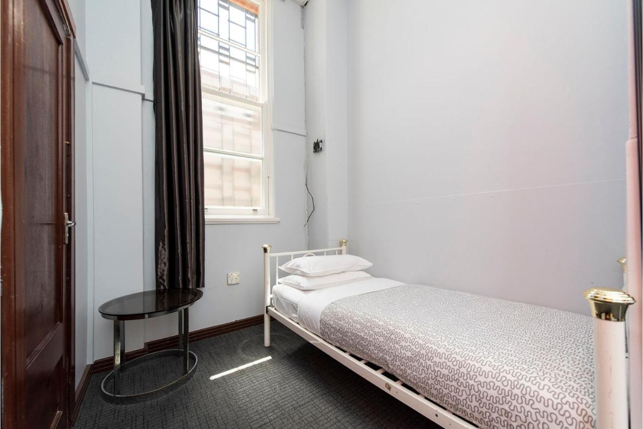 The Old Swan Barracks Hostel Perth Buitenkant foto