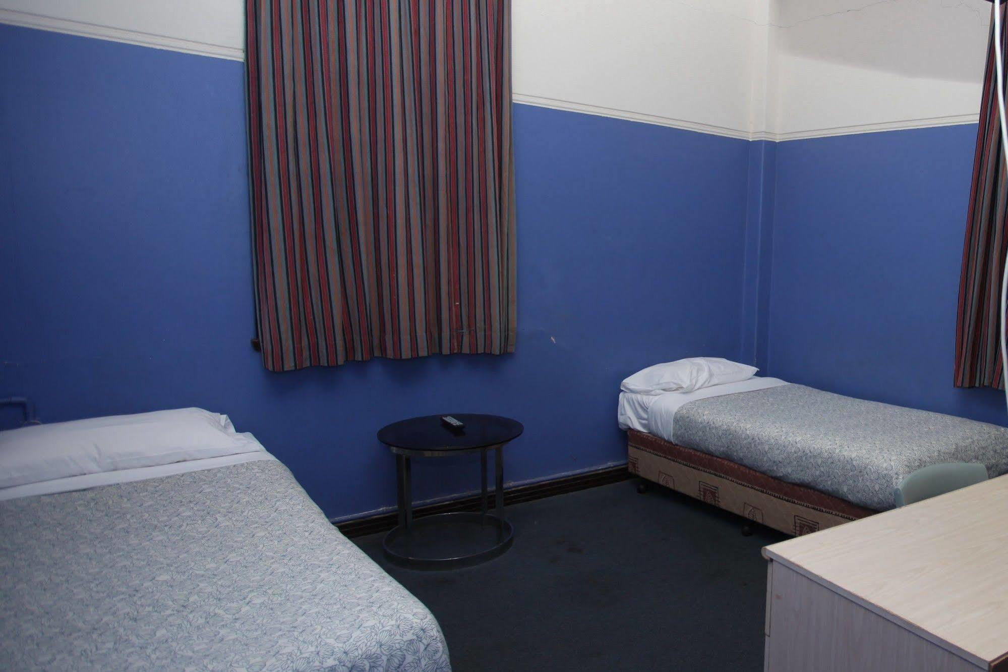 The Old Swan Barracks Hostel Perth Buitenkant foto