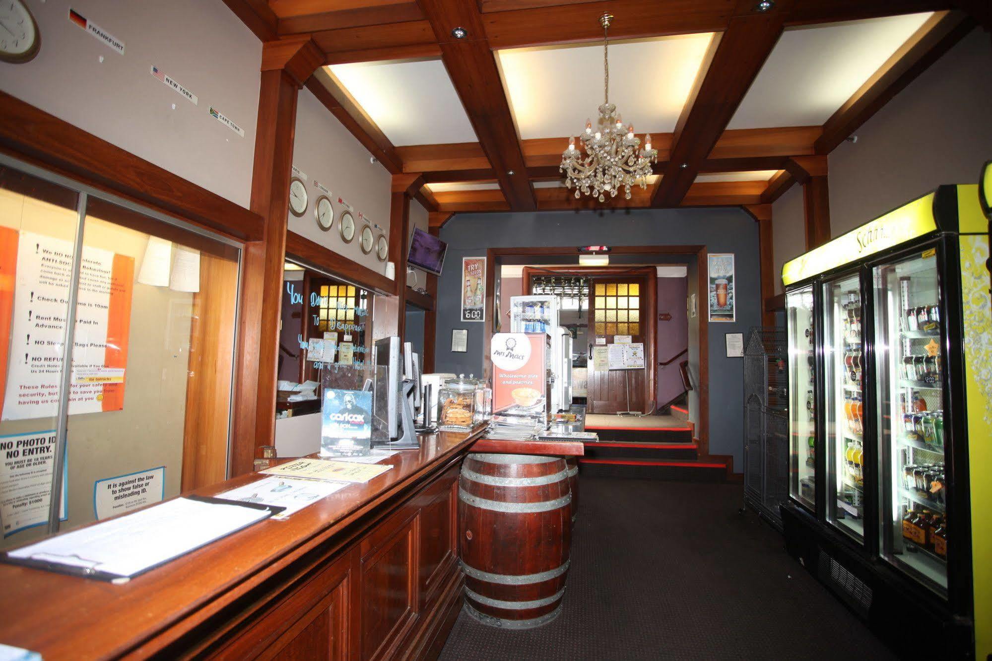 The Old Swan Barracks Hostel Perth Buitenkant foto